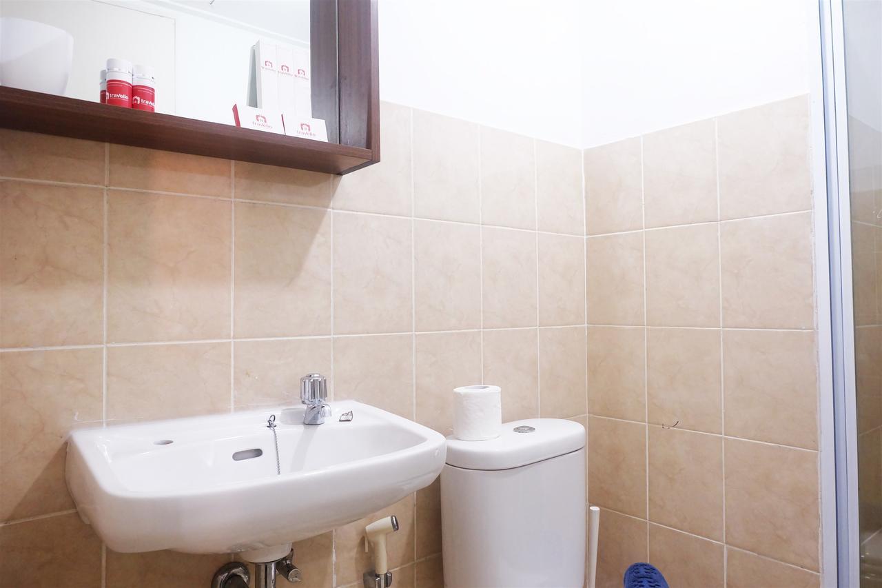 2Br Cozy At Green Bay Pluit Apartment Baywalk By Travelio ジャカルタ エクステリア 写真
